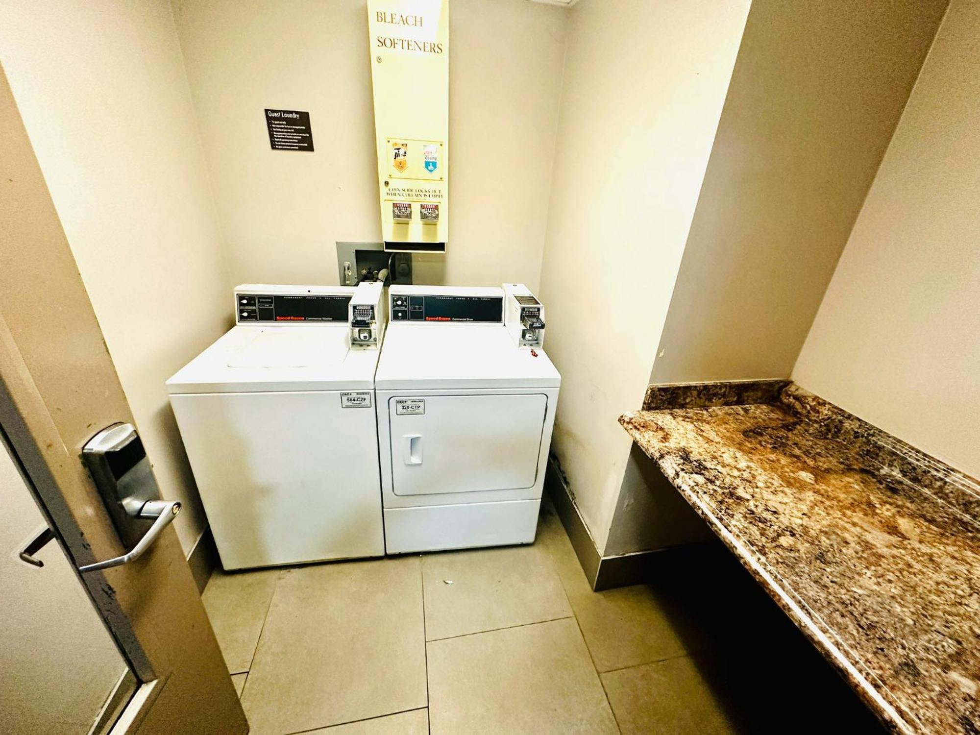 מורפריסבורו Radiant Inn And Suites מראה חיצוני תמונה